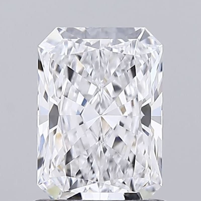 1.04 Carat Radiant IGI Certified Lab Grown Diamond