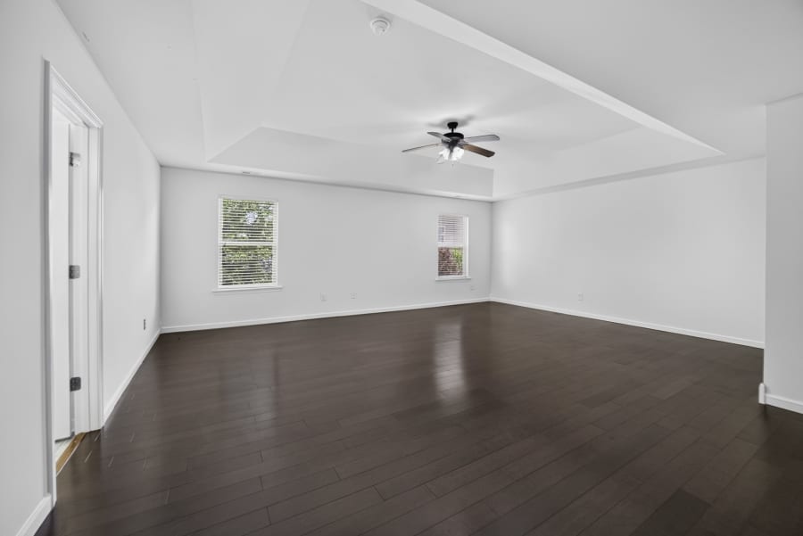 Beyers Landing virtual staging example