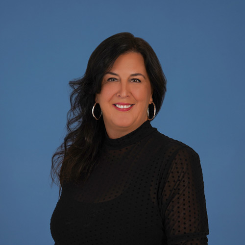 Lourdes Manso, Realtor Cross Country Realtor