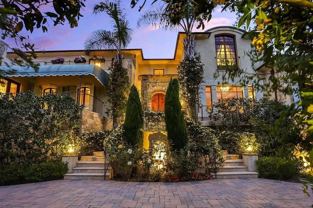 1275 Virginia Way