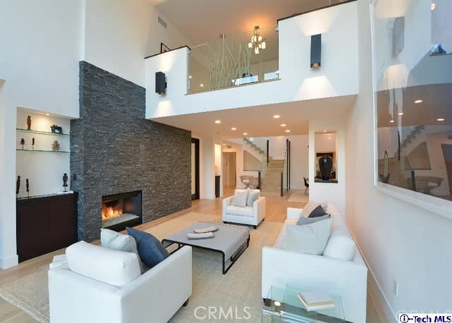 14835 Valley Vista Blvd