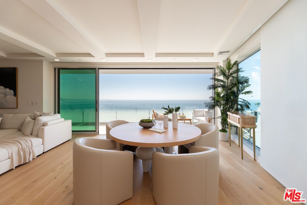 17325 Castellammare Dr #401