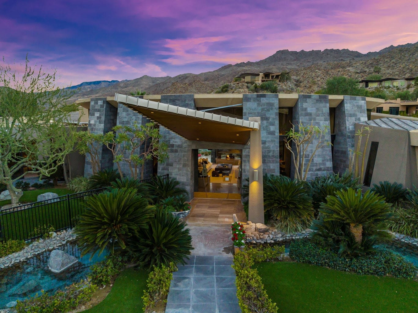 125 Wanish Place, Palm Desert, CA 92260