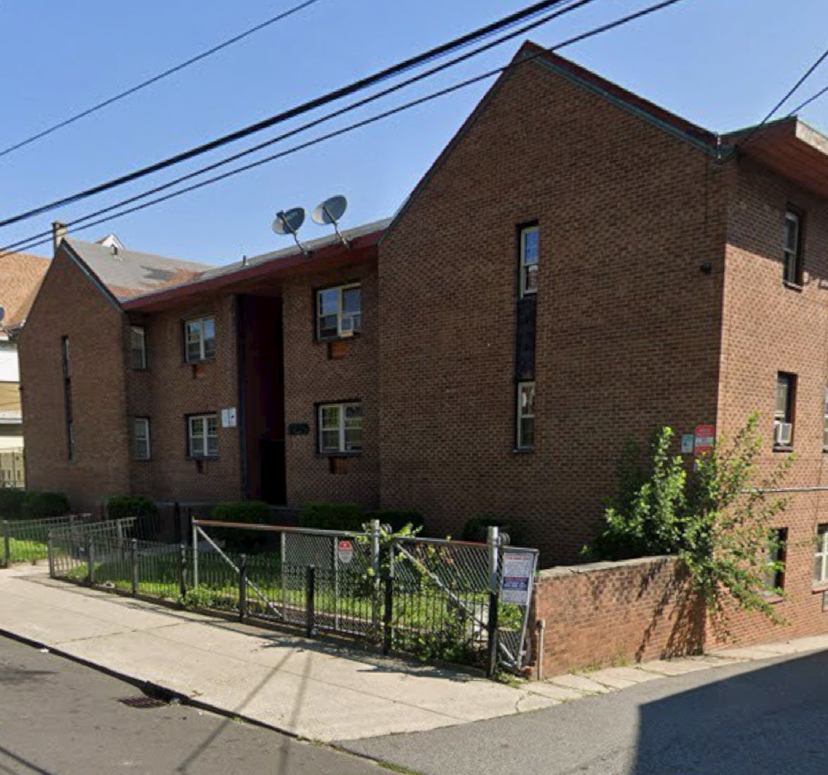 240 Oak Street, Bridgeport , CT 06604