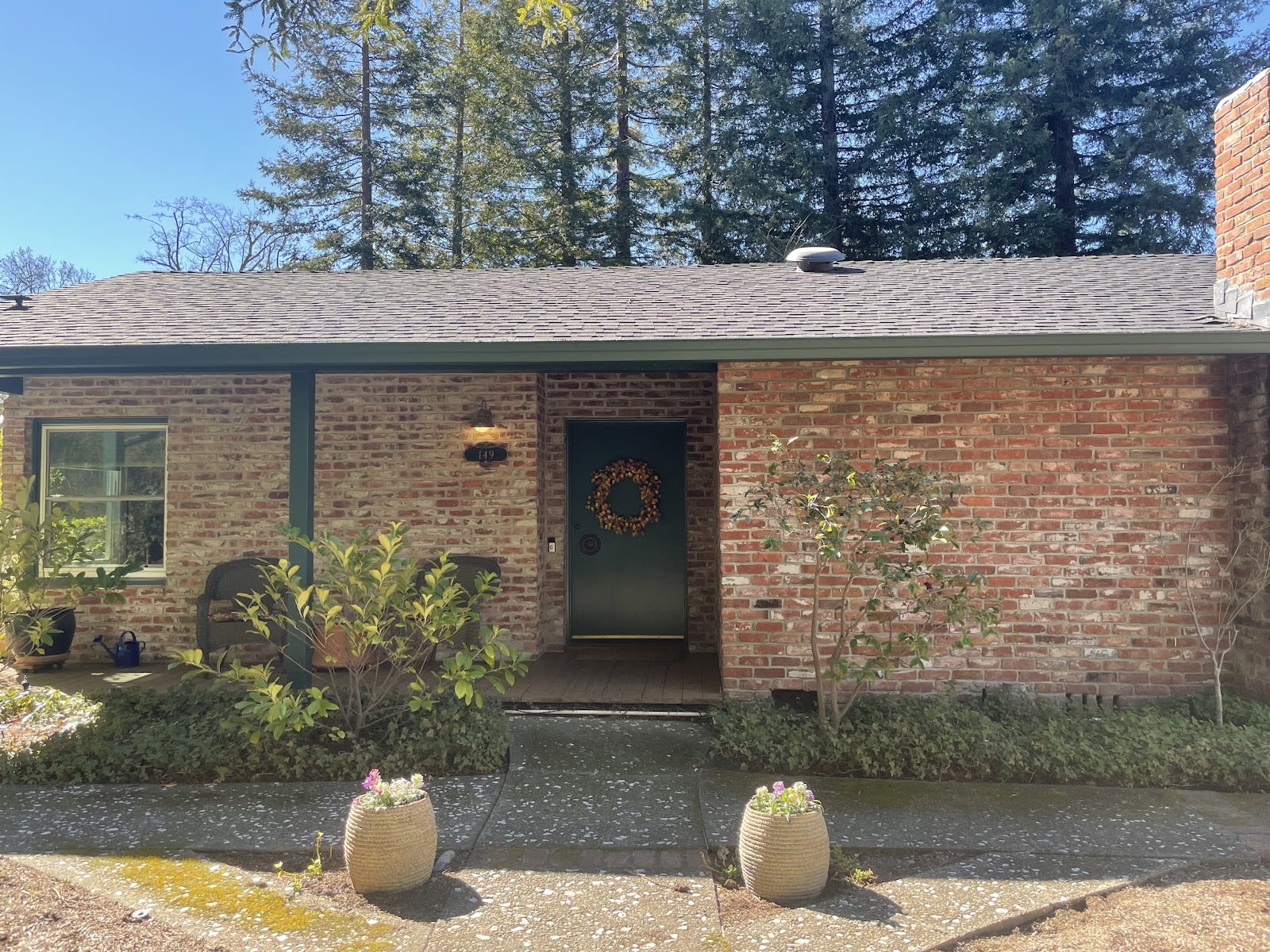 149 Glen Ct