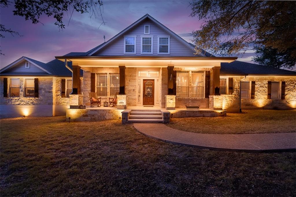 110 Creekside Trl, Spicewood, Texas 78669