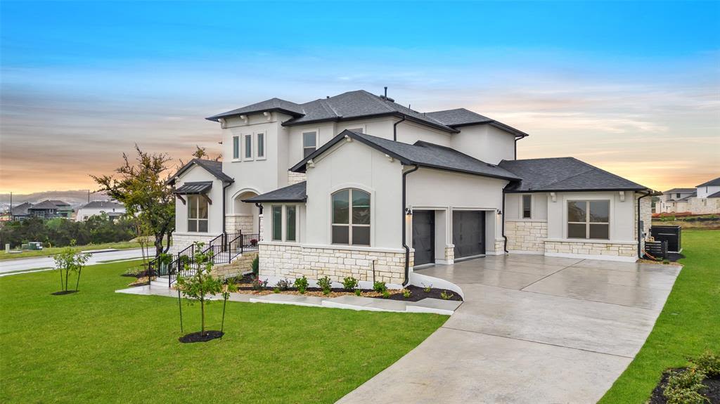 800 Lauren Belle Ln, Lakeway, Texas 78738