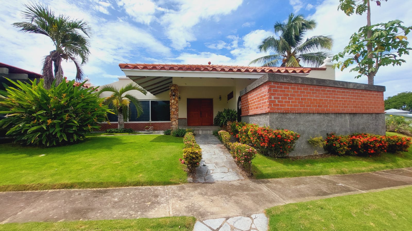 Villa Oceanfront — Vista Mar — photo 15/16