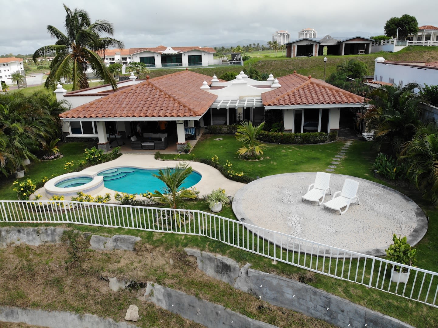 Villa Oceanfront — Vista Mar — photo 4/16