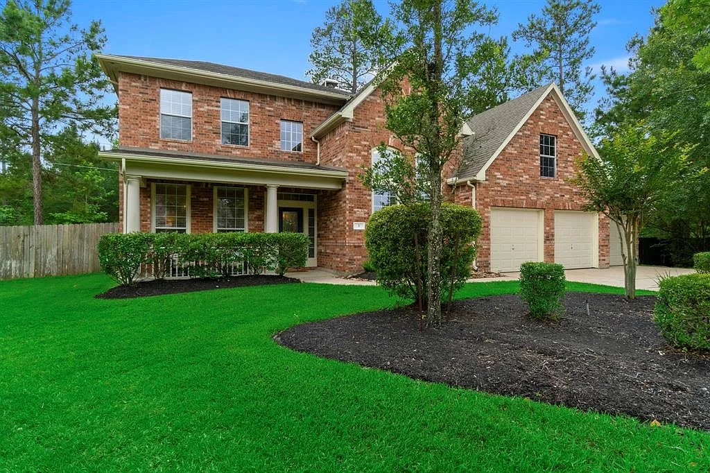 3 Pirouette Pl, The Woodlands, TX 77382