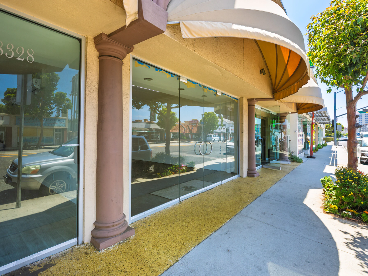 8328-8332 Lincoln Blvd, Los Angeles, CA 90045 Property