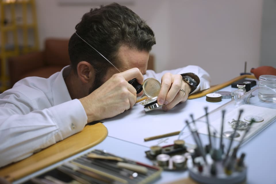 IHT Swiss Watch Atelier Workshop