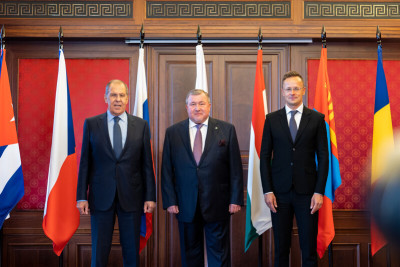 Minister of Foreign Affairs of the Russian Federation Sergey Lavrov and Minister of Foreign Affairs and Trade of Hungary Péter Szijjártó visited the IIB Headquarters in Budapest