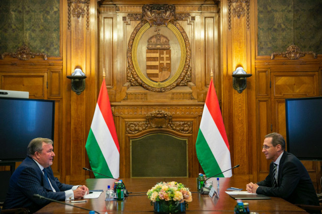 IIB and Hungary continue a fruitful dialogue