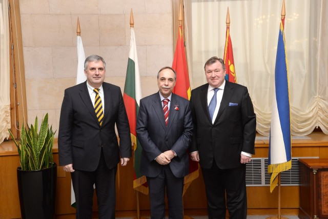 Bulgarian Deputy Prime Minister visits IIB