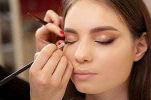 Diploma in Basic Makeup