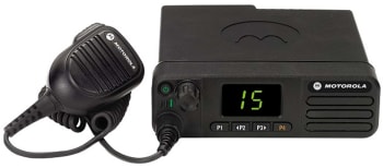 Fastmontert UHF radio