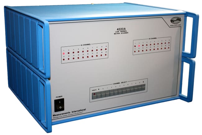 4220A Automatisert 4-terminal matrix scanner, 20 kanaler, 30A