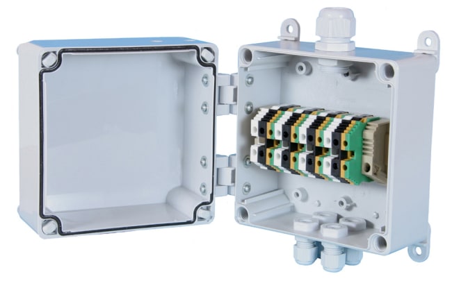 Koblingsboks i polykarbonat med rekkeklemmer, 8 kanaler