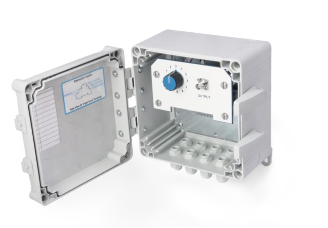 Koblingsboks i polykarbonat med hurtigbryter, 16 kanaler