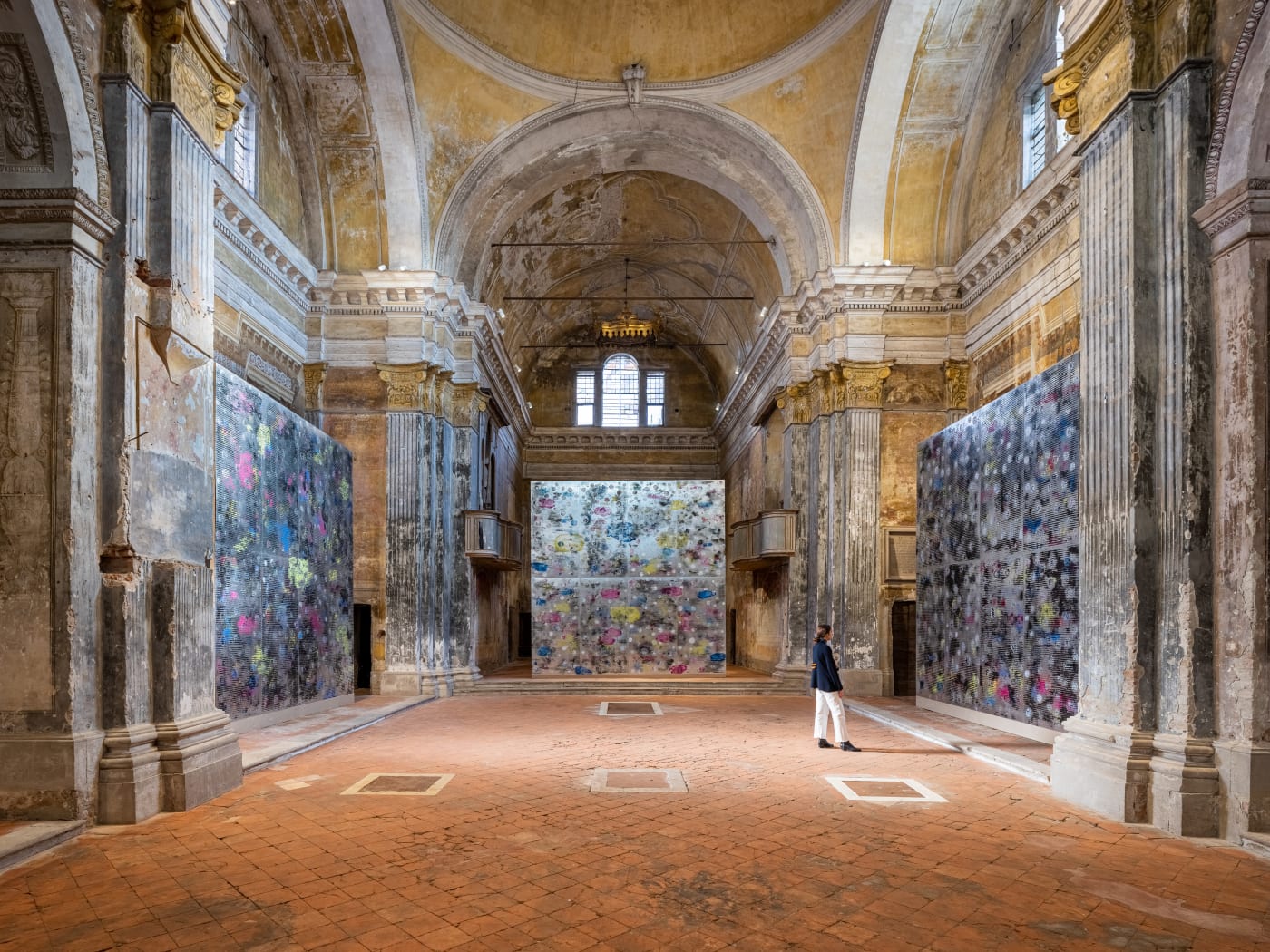 GLITCHES – Installazione artistica, Cremona