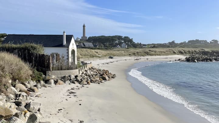 Brittany by Campervan with Dog and Cat: Itinerary, Tips and Useful Information
