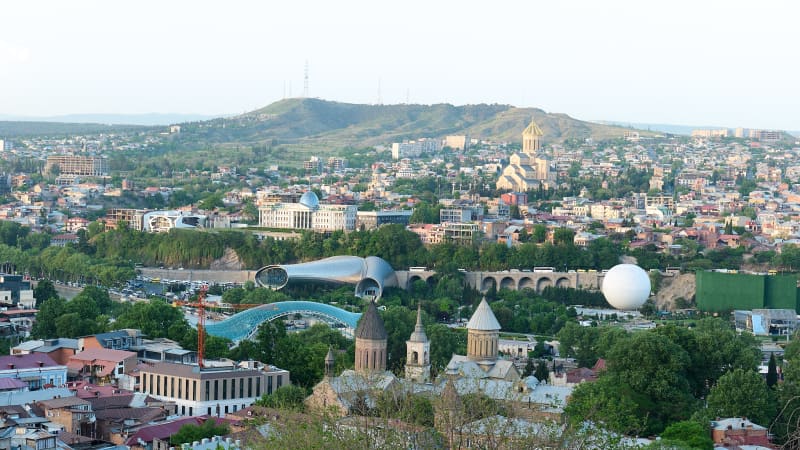 Tbilisi: 9 luoghi da non perdere e 1 consiglio su dove mangiare