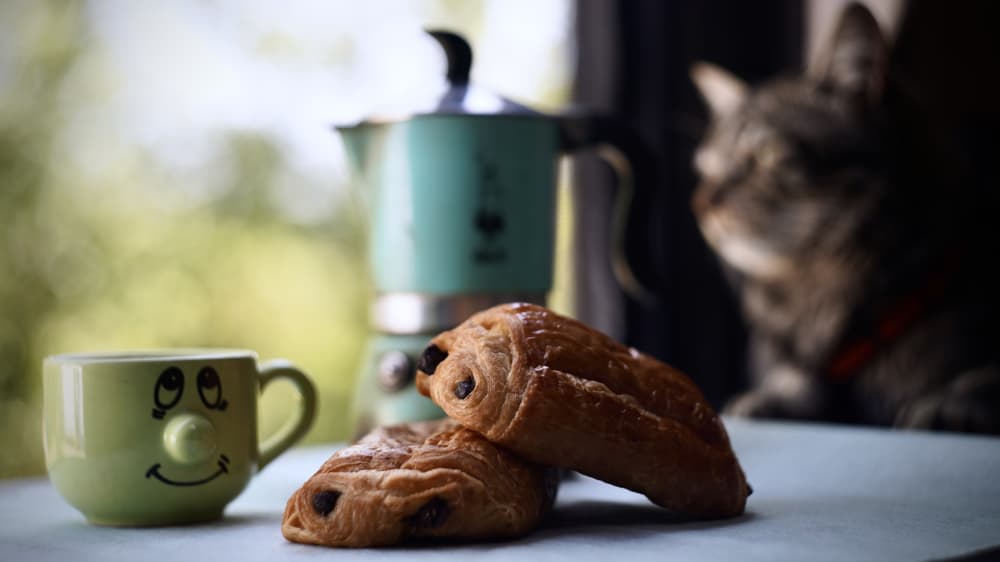 Pain au Chocolat o Chocolatine..? Per noi il fagottino al cioccolato è la miglior colazione