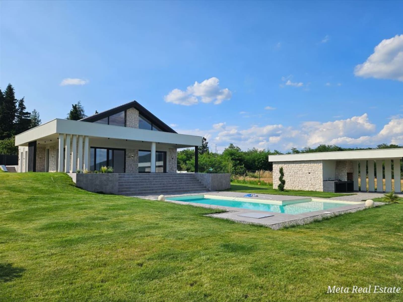 Blueberry Hill Residence, Kosmaj — Drlupa