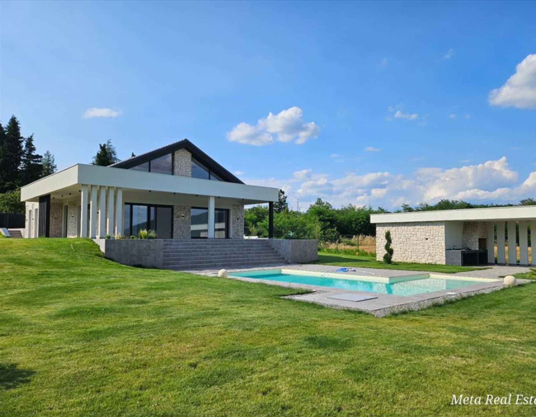 Blueberry Hill Residence, Kosmaj — Drlupa