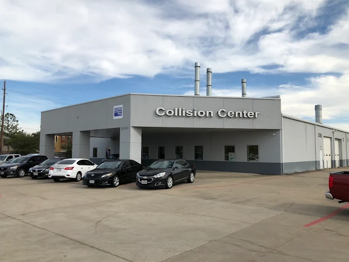 Baker Nissan Collision Center in Houston