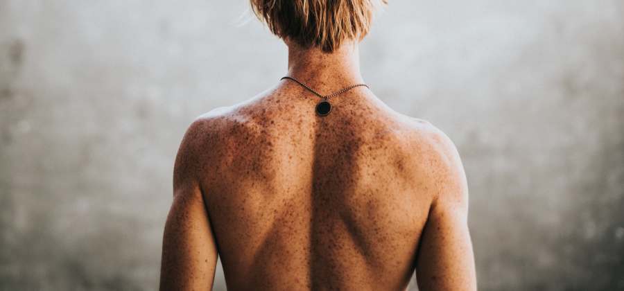 Trapezius Pain: Causes, Pain Relief Guide & Exercises