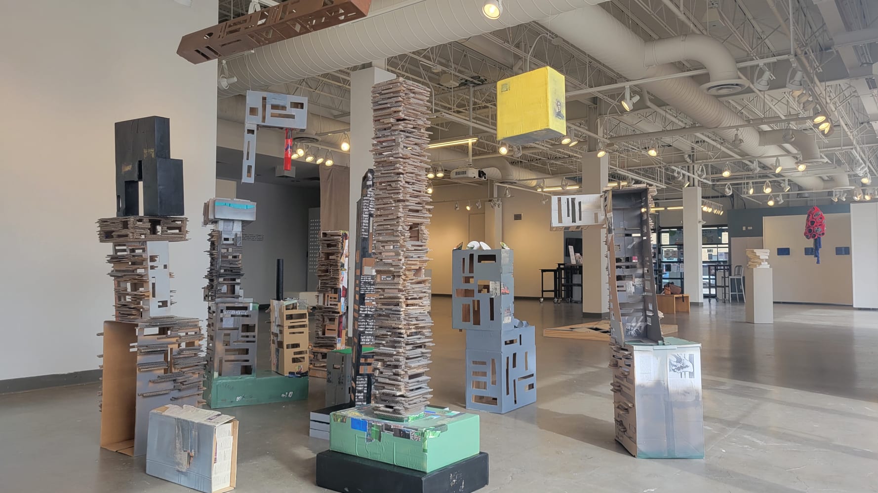 Azadeh Hussaini, Vertical Living, 2025