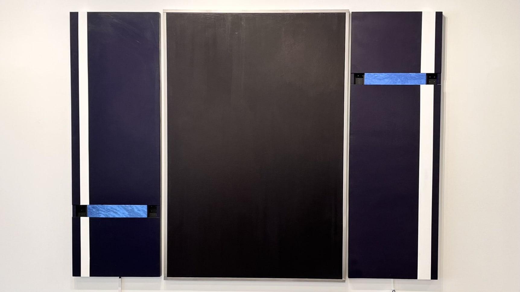 Garúa. Romería. Palo santo (2024) - mixed media and 2-channel video