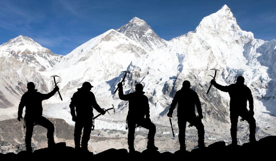 climb everest base camp free