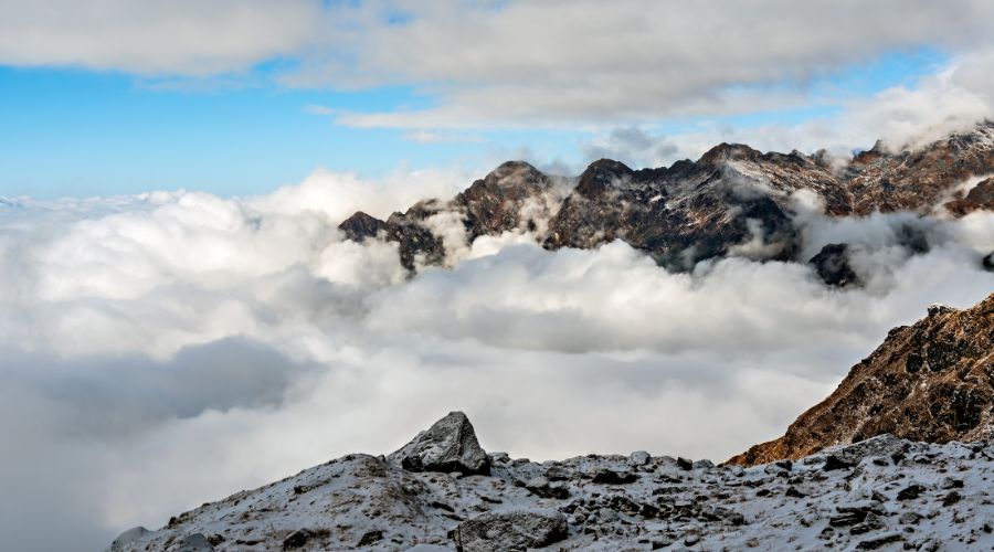 panch pokhari trek