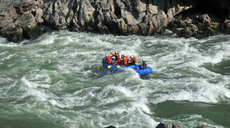 rafting in nepal