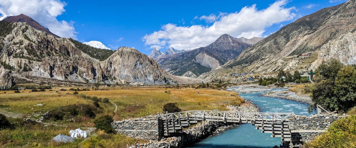 annapurna circuit trek for couple