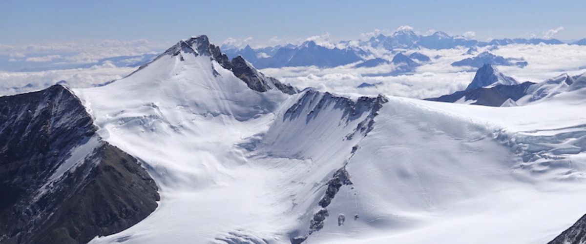 Lhakpa Ri peak