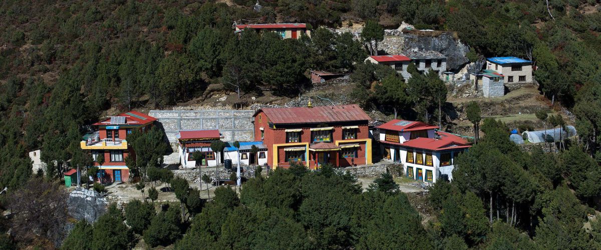 lawudo gompa