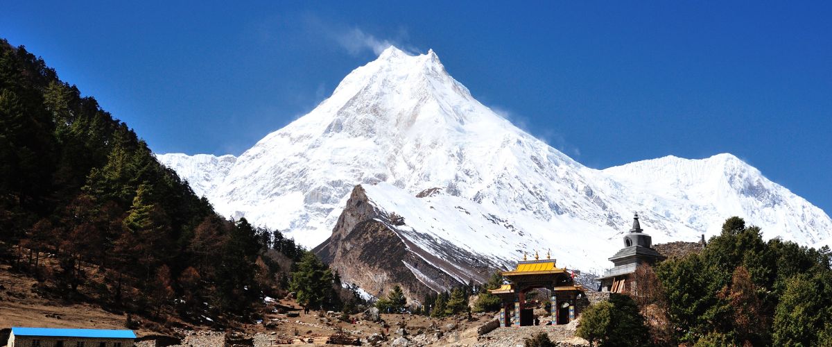 manaslu circuit trek in nepal total cost