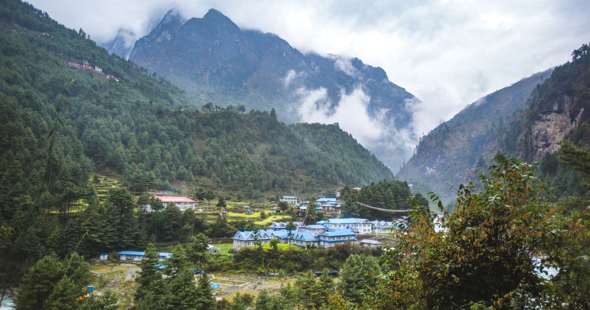 phakding village view
