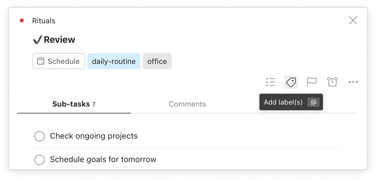 Gabriela finds the right task quickly by adding labels like <em>@daily-routine</em> and <em>@office</em>.