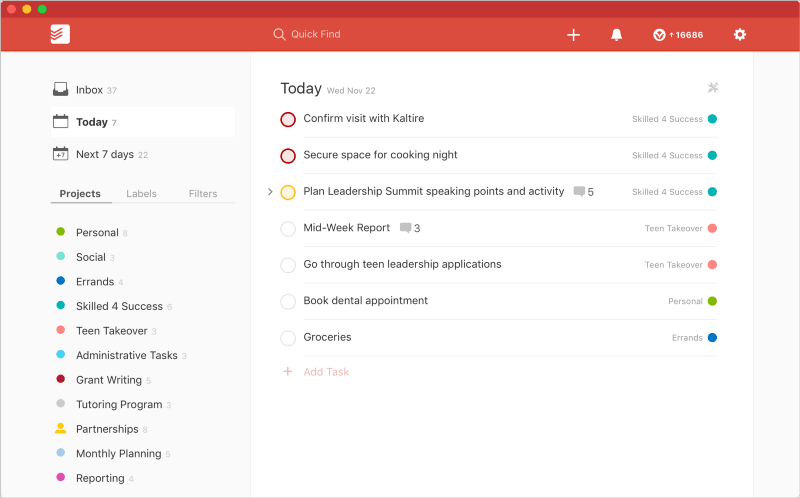 ‘Personal’, ‘social’, and ‘errands’ are at the top of Alex’s project list.