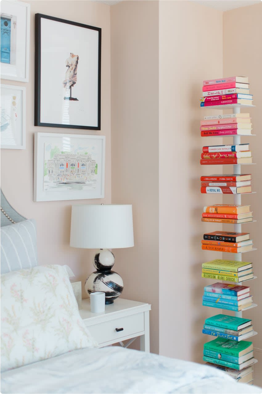 Take time to organize your books in a way that gives you a visible reminder of what you want to read. (Credit: <a href="https://yorkavenueblog.com/category/books-top-us-lifestyle-blog/">Jackie Clair</a>)