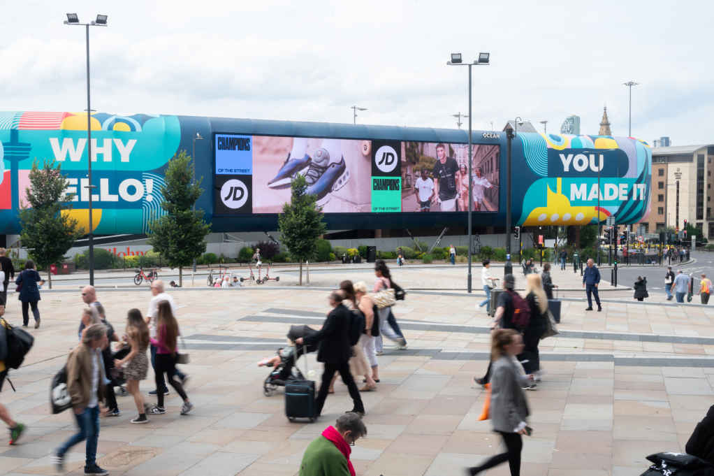 Large format DOOH commands 5x more attention than digital channels