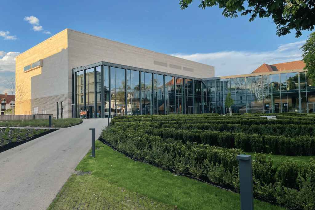 Renkus-Heinz delivers audio in VILCO’S Great Hall as part of immersive acoustics system