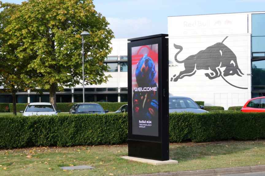 Oracle Red Bull Racing HQ boosts outdoor digital signage with LED install