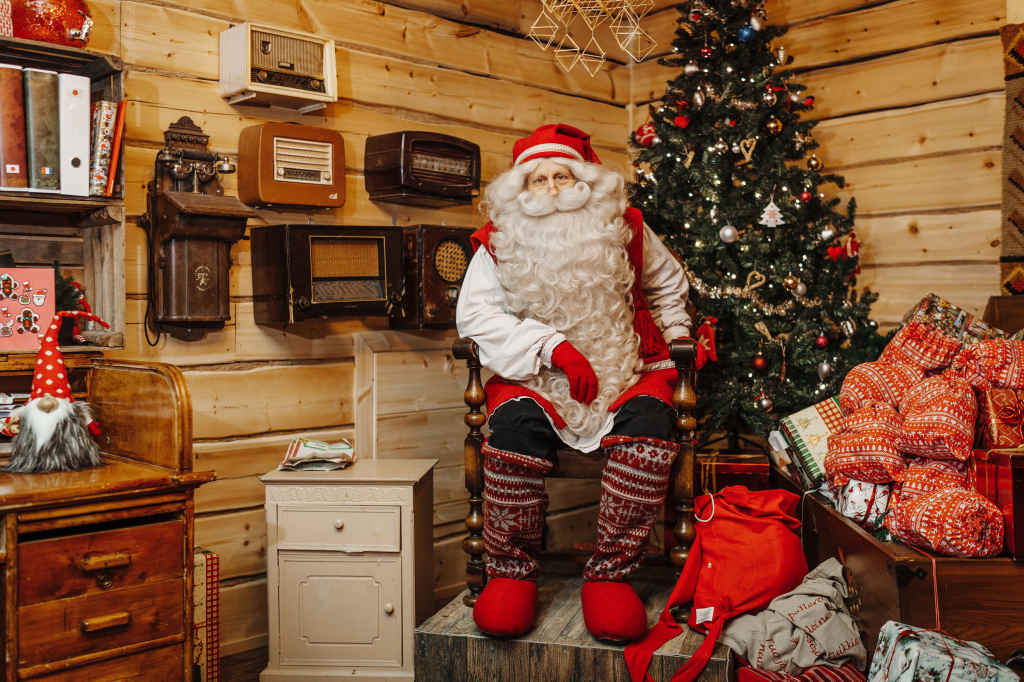 Genelec joins Santa’s team at Lapland’s immersive Elves Village