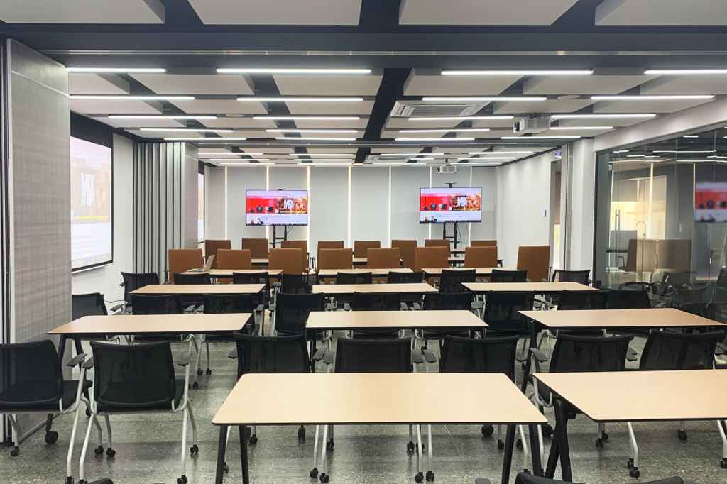 Extron takes control at Highlands Development Center